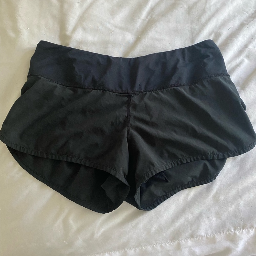 Lululemon shorts black